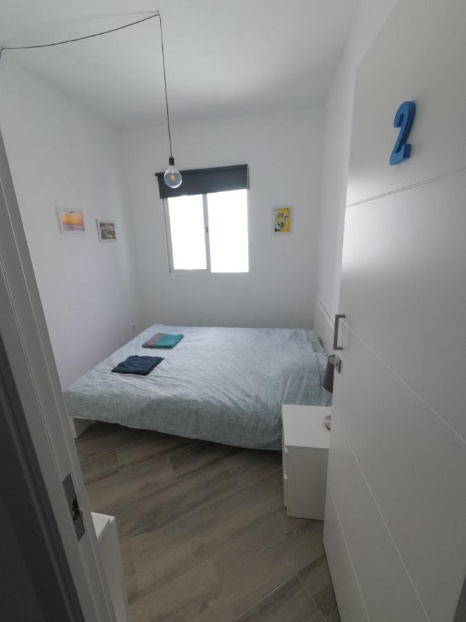 Room With Private Bathroom - Vivienda Vacacional Out Of Blue 圣克鲁斯-德拉帕尔马 外观 照片
