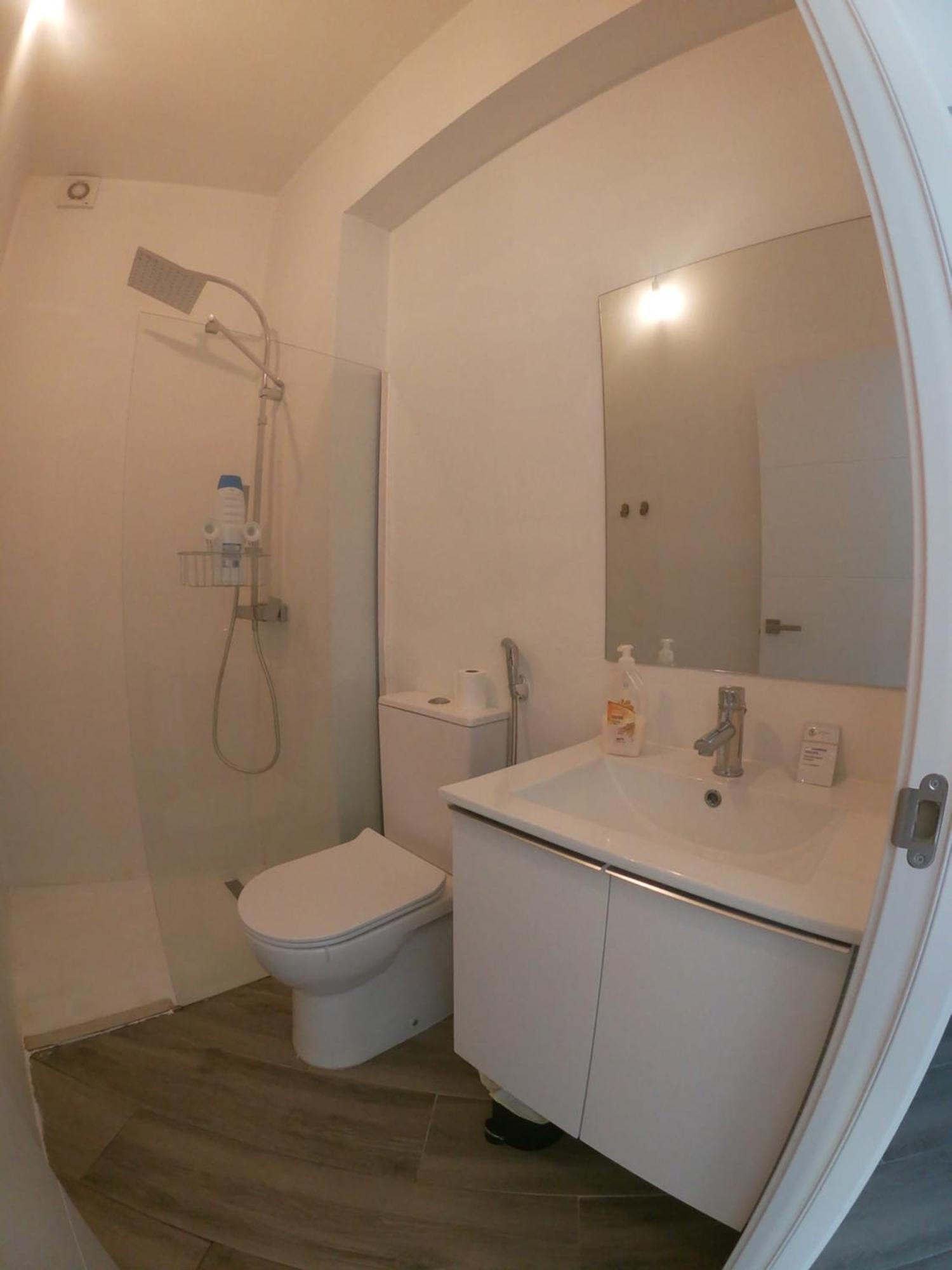 Room With Private Bathroom - Vivienda Vacacional Out Of Blue 圣克鲁斯-德拉帕尔马 外观 照片