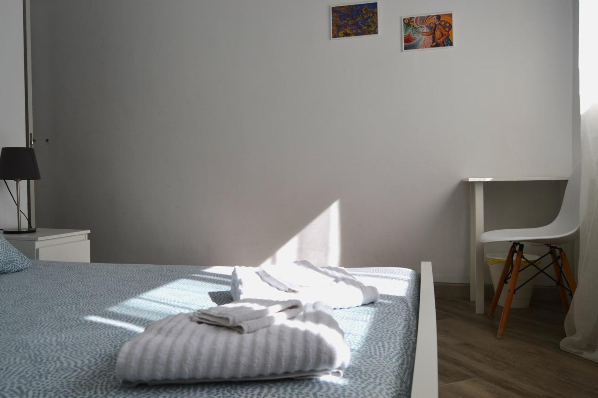 Room With Private Bathroom - Vivienda Vacacional Out Of Blue 圣克鲁斯-德拉帕尔马 外观 照片