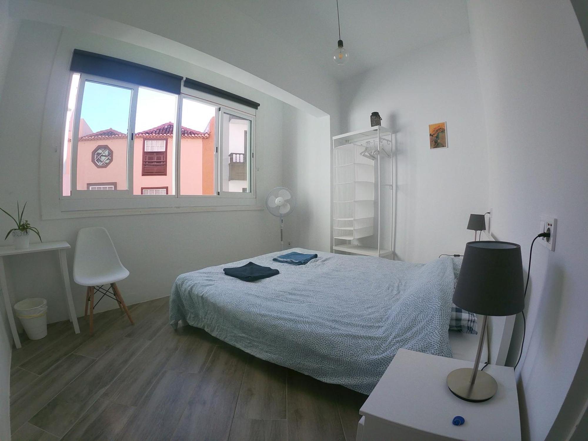 Room With Private Bathroom - Vivienda Vacacional Out Of Blue 圣克鲁斯-德拉帕尔马 外观 照片