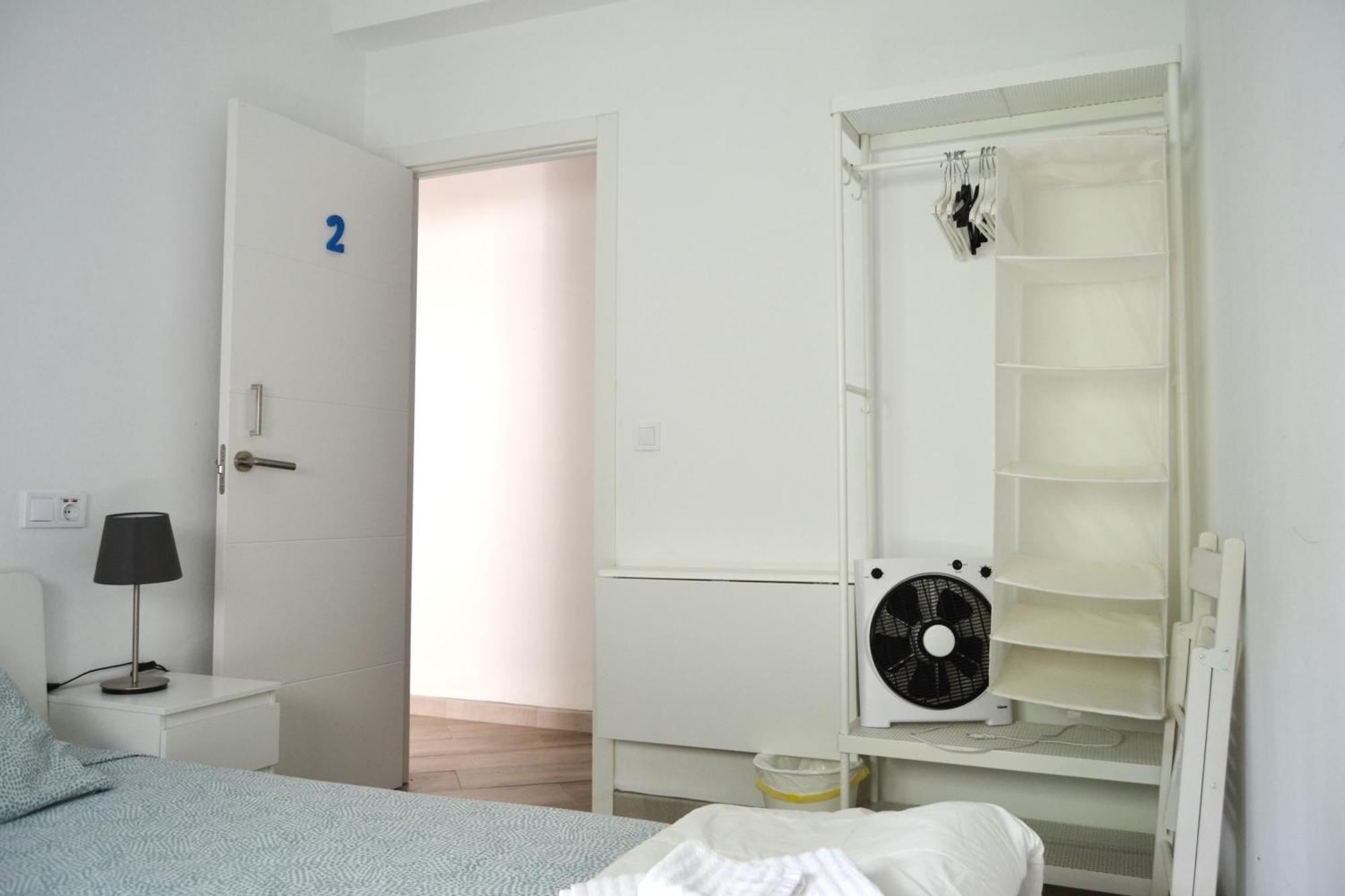 Room With Private Bathroom - Vivienda Vacacional Out Of Blue 圣克鲁斯-德拉帕尔马 外观 照片