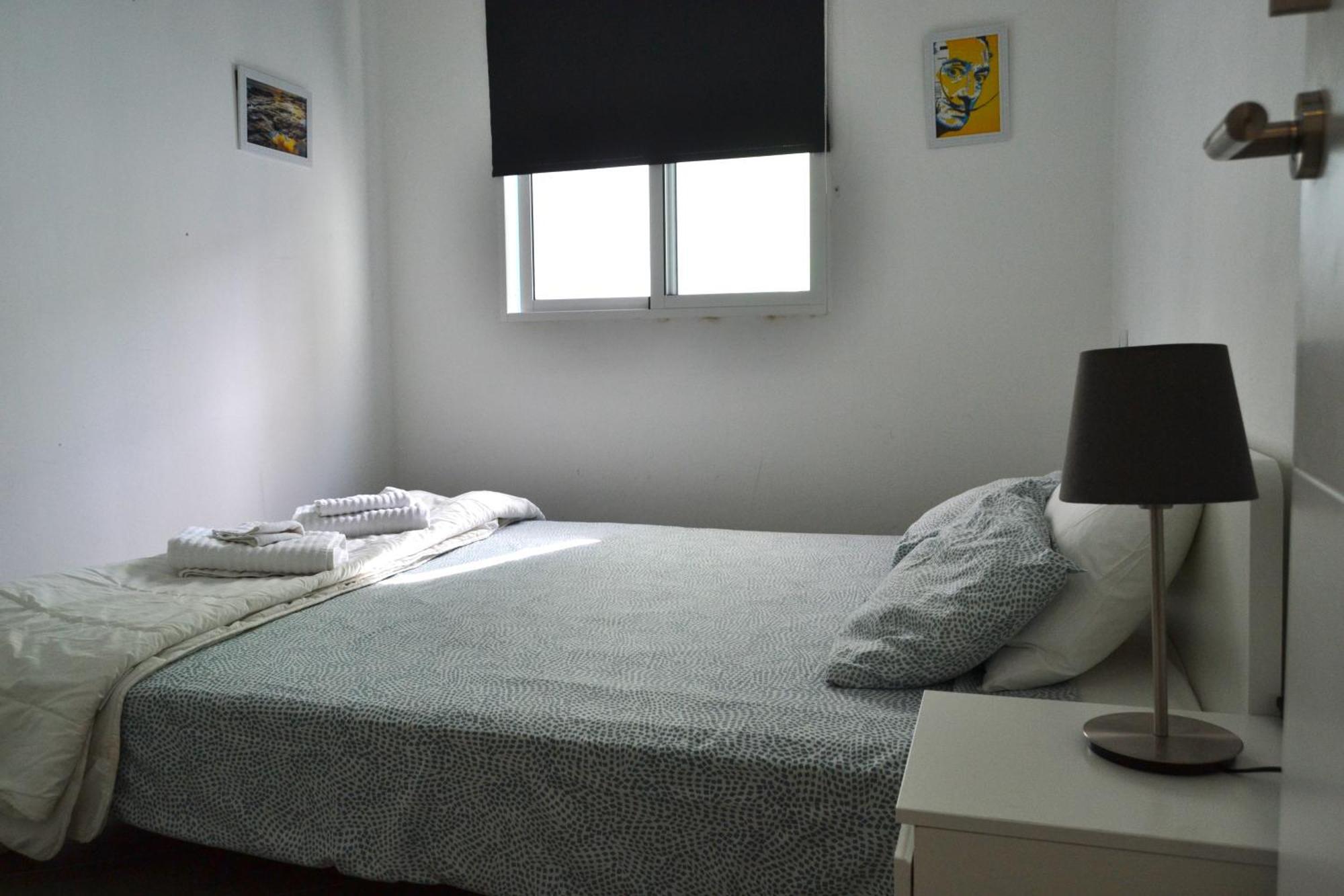 Room With Private Bathroom - Vivienda Vacacional Out Of Blue 圣克鲁斯-德拉帕尔马 外观 照片