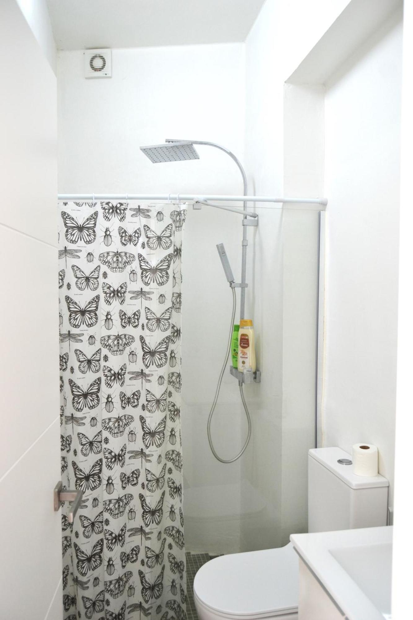 Room With Private Bathroom - Vivienda Vacacional Out Of Blue 圣克鲁斯-德拉帕尔马 外观 照片